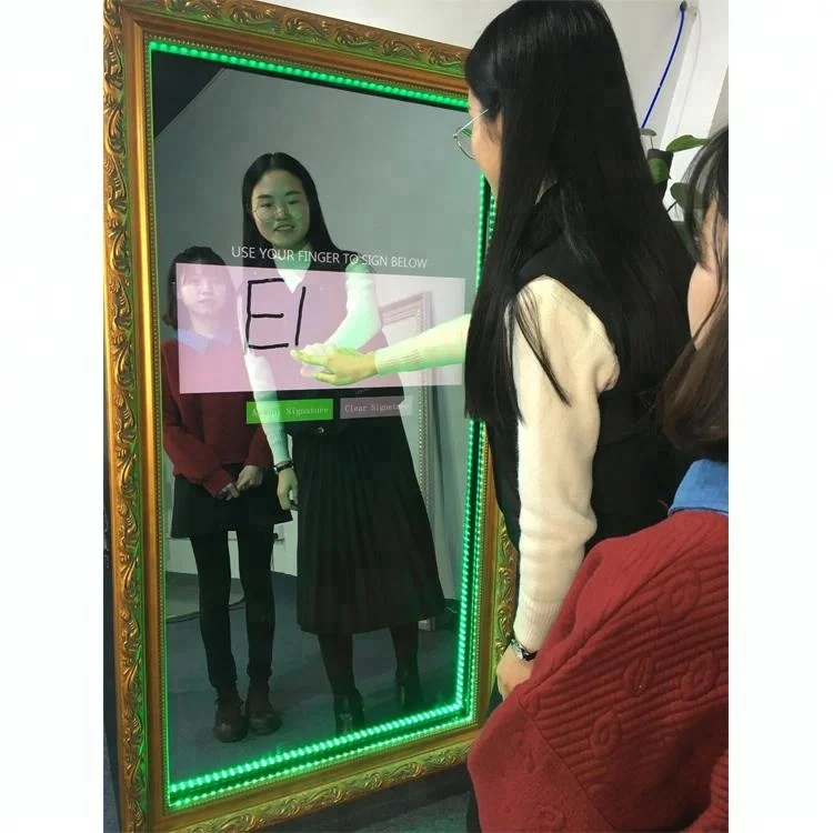 Social Photo Booth Touch Screen With Camera, Trade Show Mirror Photbooth Kiosk