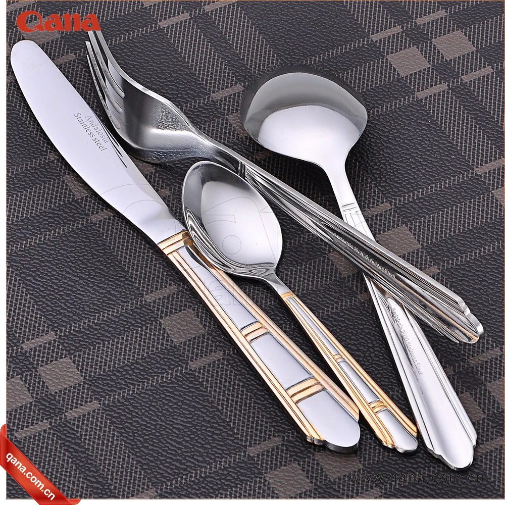 QANA Factory wholesale OEM Arabic style cutlery set high grade wedding gift gold plated cutlery set with wooden leather case