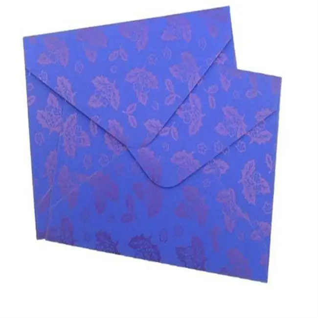 
Maple leaves wedding invite envelopes 