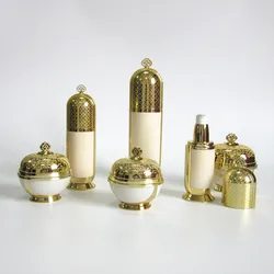 Wholesale skin care body cream bulk plastic jar with gold cap