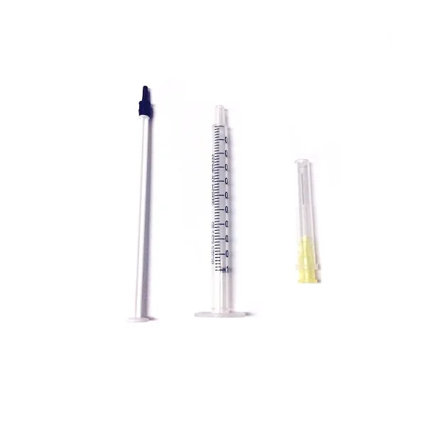 Disposable 1 ml colored syringe