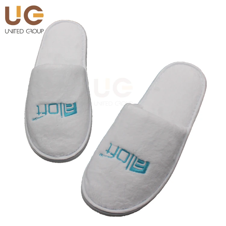  Горячая Распродажа персона с индивидуальным логотипом бархатные комнатные спа домашние гостиничные одноразовые Тапочки для дам вышитые