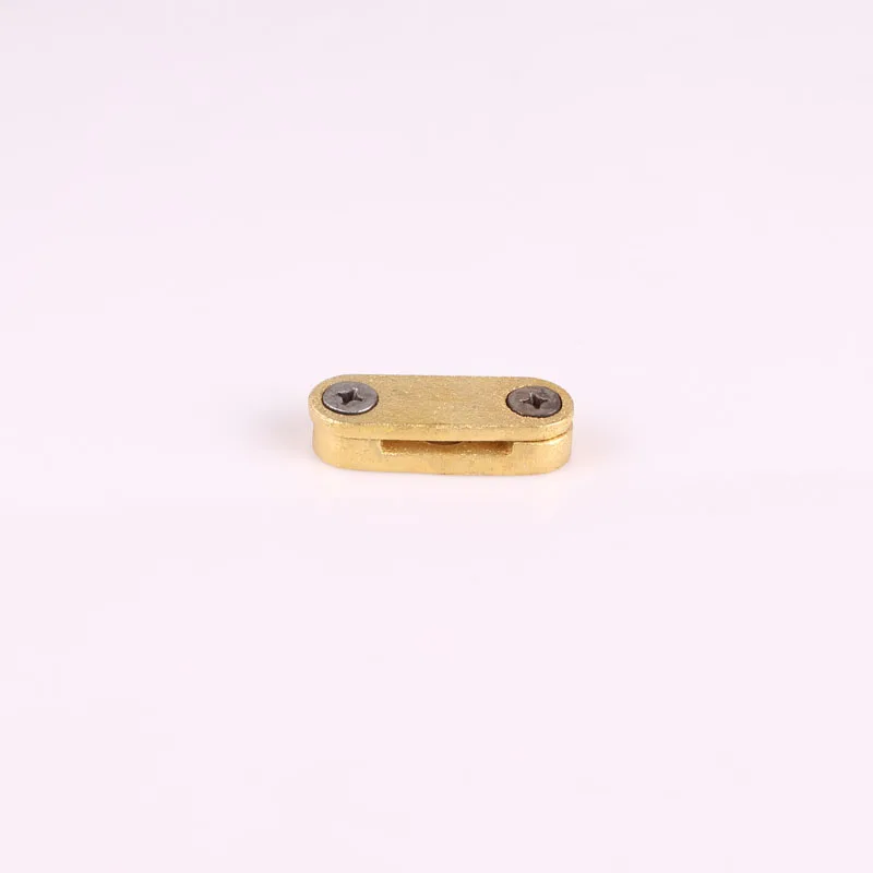 Ленточный зажим постоянного тока