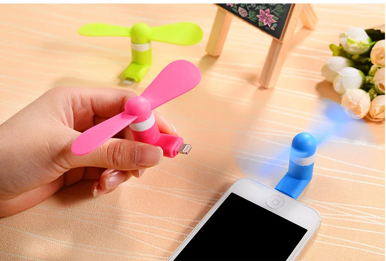 New arrival Summer Hot 2 in 1 Mini USB Fan Portable Fan for Mobile Phone Computer Power bank Air Cooling Fan with iPhone Plug