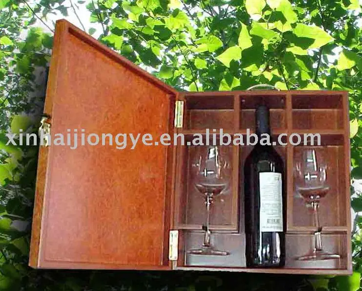 Античная деревянная коробка для вина на 3 бутылки