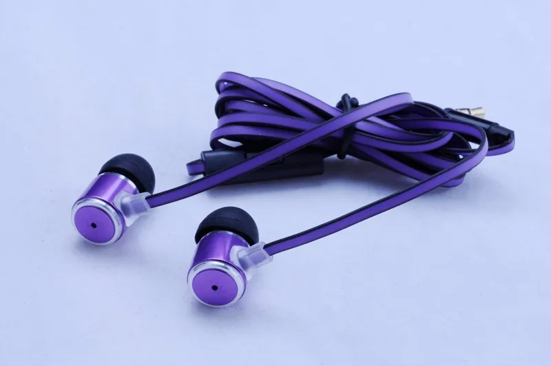
Newest 2015 hot products stock clearance purple earphone for sale 