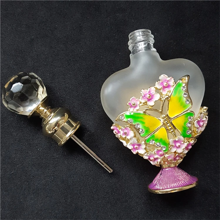 Pink Butterfly- Flower Big Heart Shaped Fog White Alloy Perfume Bottle 10ml Collectible Gift Decorative for Living Room