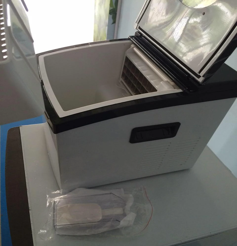 Stainless steel kitchen appliance of mini ice making machine Desktop ice maker