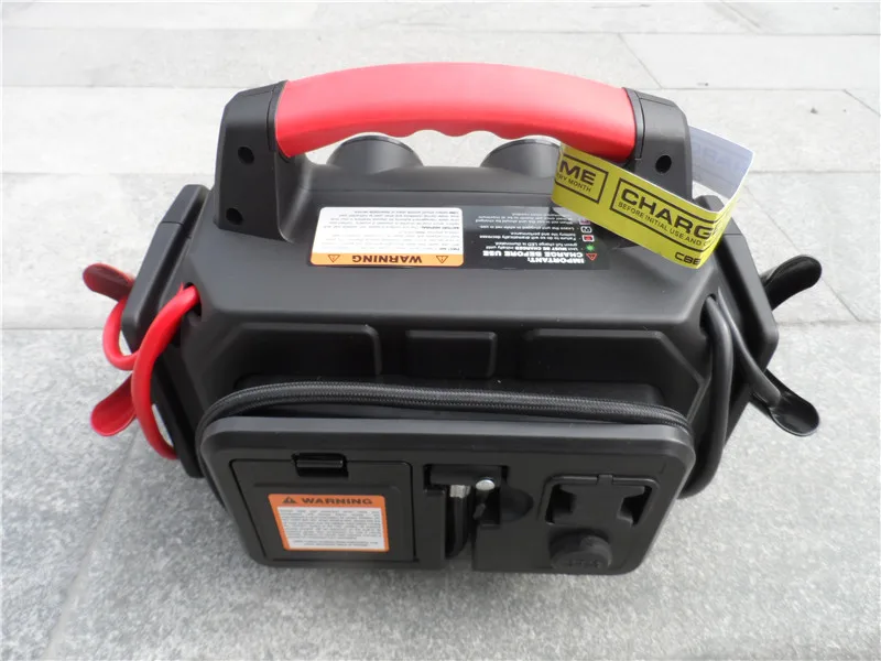 Multi-functional best portable car jump starter 12V auto power battery 18Ah  vehicle jump starter 650mA charging rate