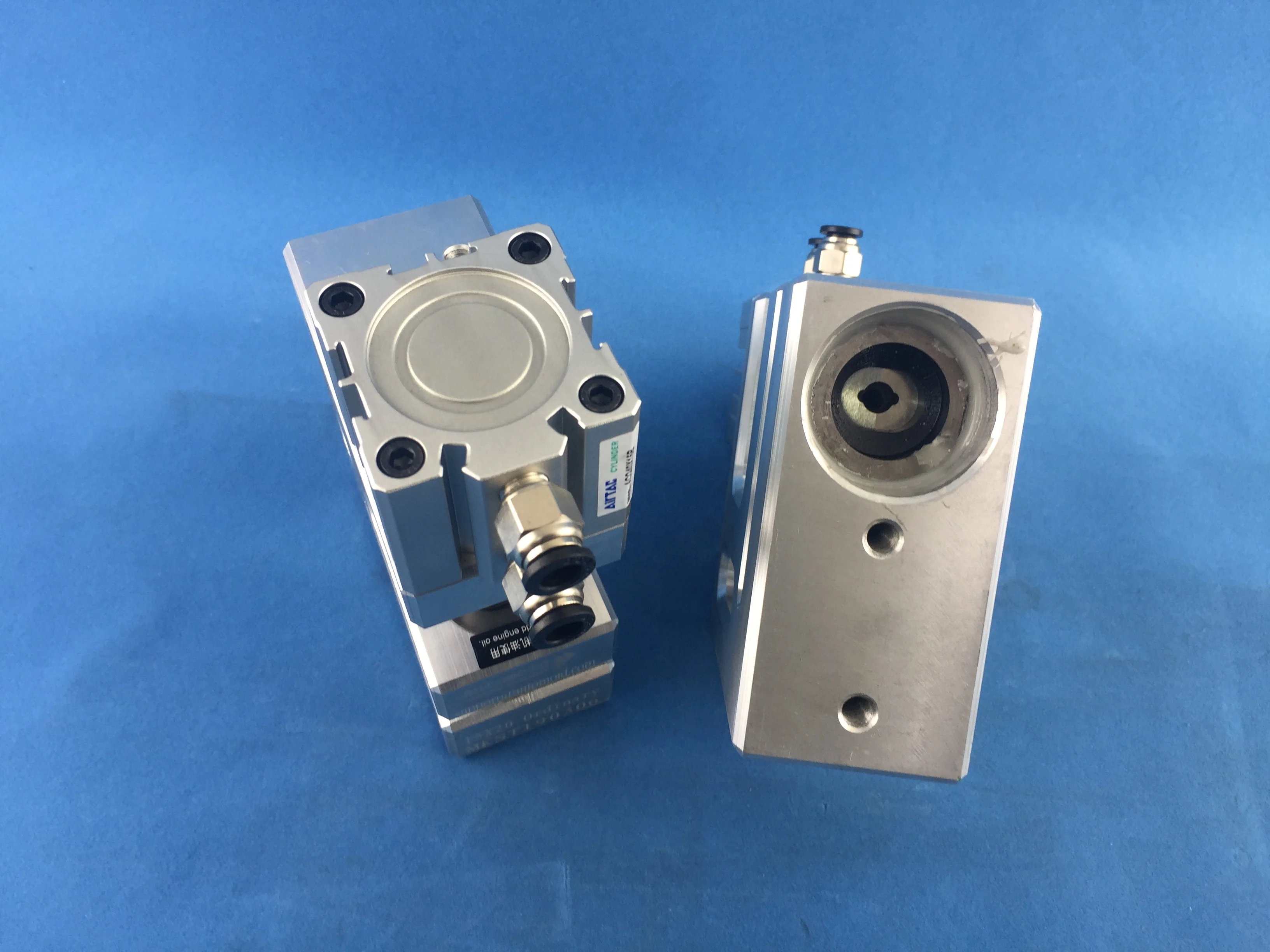 Customize plastic film pneumatic oval hole punch tool