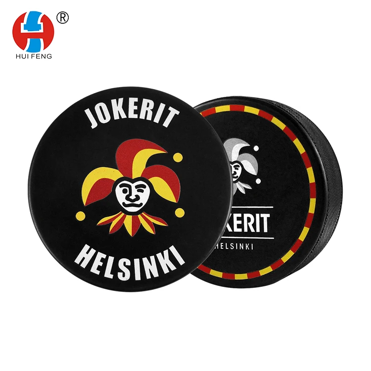 
 Клюшка для хоккея с шайбой, используемая для хоккейной игры и тренировок  