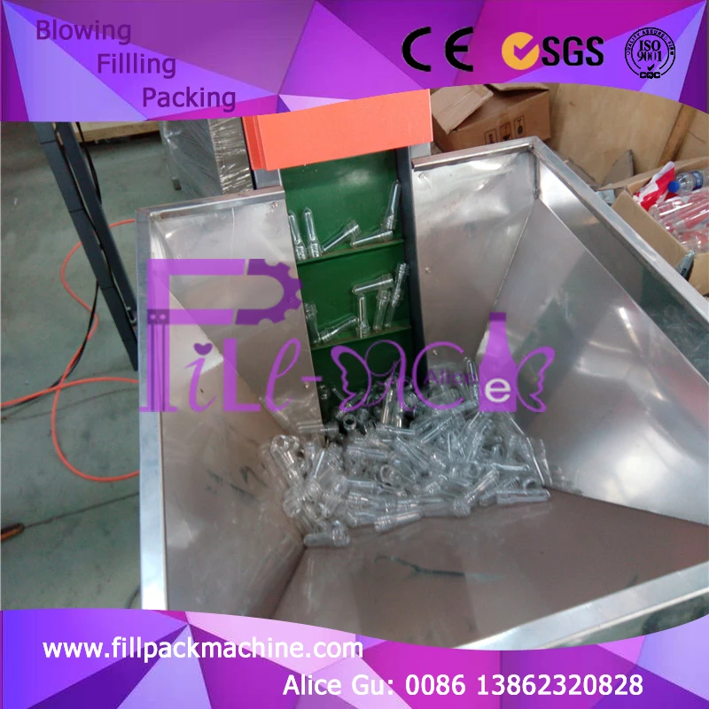 Полностью автоматический 6 полости пластиковые бутылки дуя/завод с заготовки Лифт