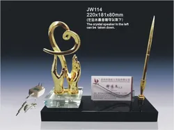 Gold heart music base crystal name card holder