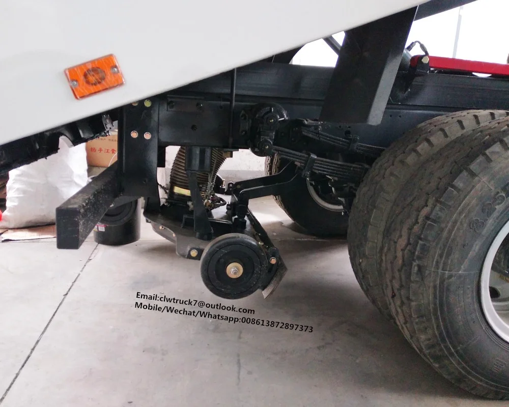 Right Hand Drive FAW truck mounted road sweeper/price of road sweeper truck