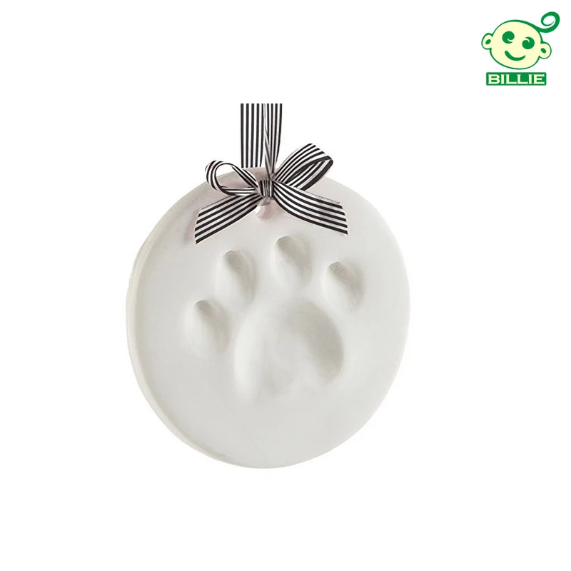 
keepsake clay for pet paw print 