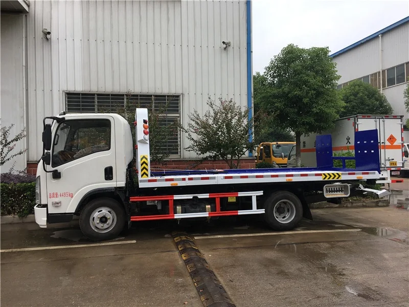 DFAC 4.5 ton Newest Breakdown Wrecker Truck for sale