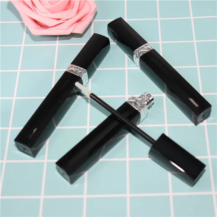 Factory hot sale black empty lipgloss tubes packaging design