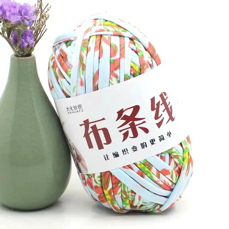 Wuge cheap price 100 polyester  t-shirt yarn for hand knitting household products