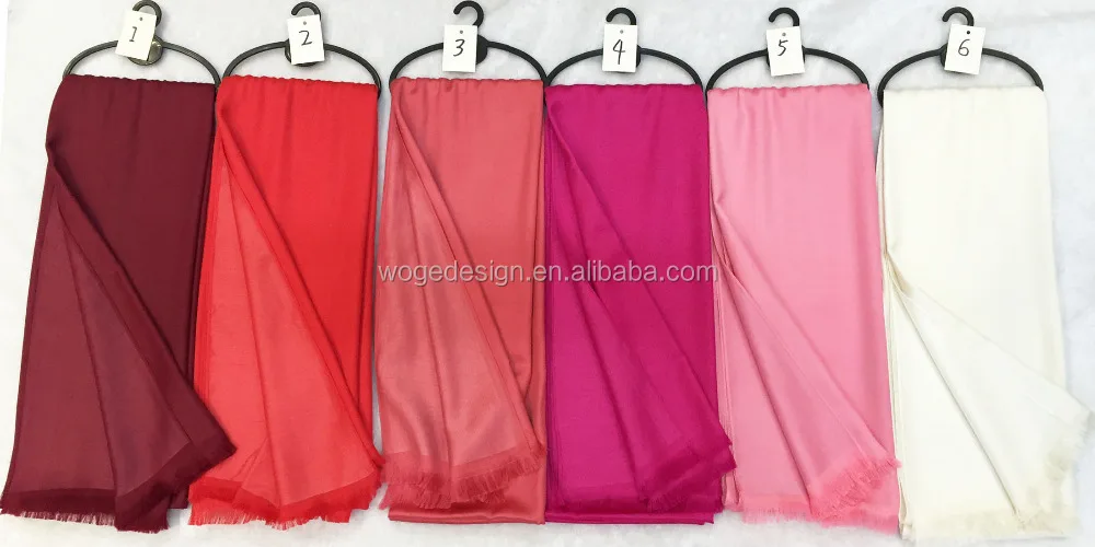 Fashion classic popular Dubai pattern silk feeling womens elegant viscose blend polyester cotton solid wrap plain hijab scarf