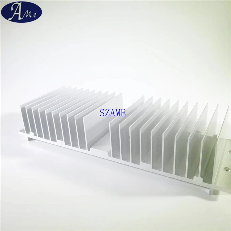 LED HEATSINK  CNC ensures flatness and straightness tolerance of +/- 0.05.