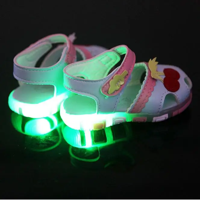 New Girls light Sandals baby shoes Children Sandals 2016 Summer Style Kids Sandals Girls Princess Shoes