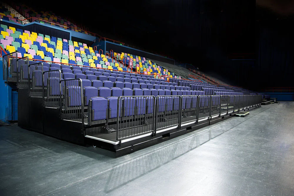  Retractable Bleacher Telescopic Seating System With Upholstered Chair Armrest Tip-up Seat For Stadiums Theater