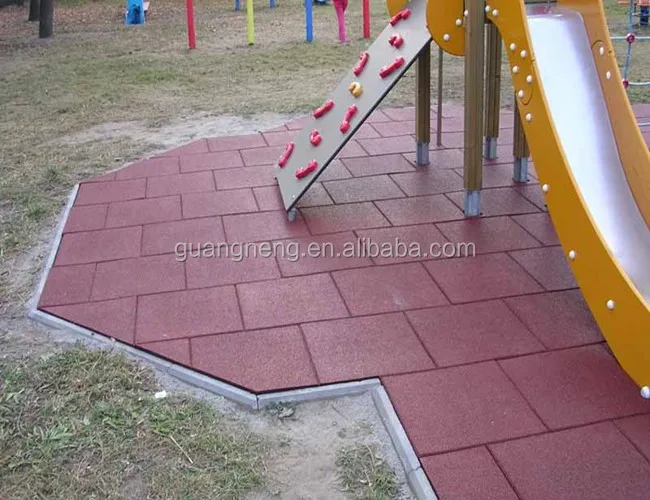 Kindergarten Park Rubber Mats Playground 50*50*3 cm Recycled Rubberized Flooring