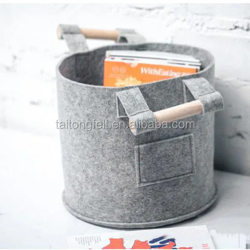 Large Capacity Felt Bucket laundry bag with wood handle