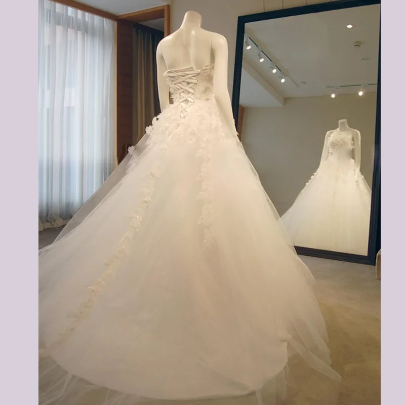 100% Real Photo Modern Appliqued Strapless Wedding Gown Dress With OEM Service