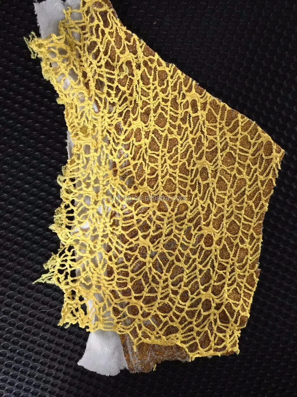 HH-G006 glitter coating machine on EVA foam, and material of glitter