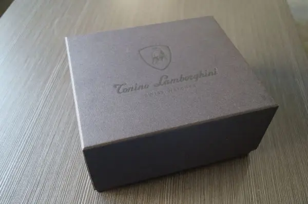 Деревянная коробка для наручных часов из углеродного волокна с логотипом на заказ оптом