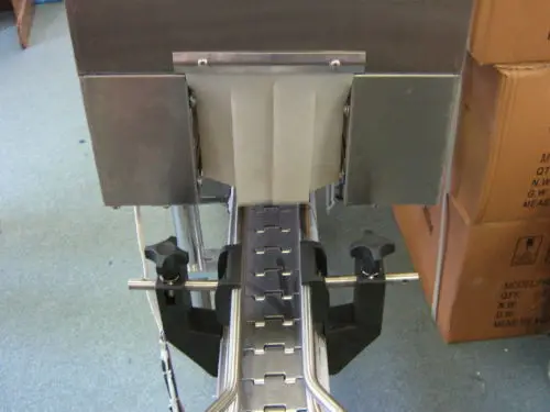 BSS-1538C New Style cap seal shrink tunnel shrink wrapping machine