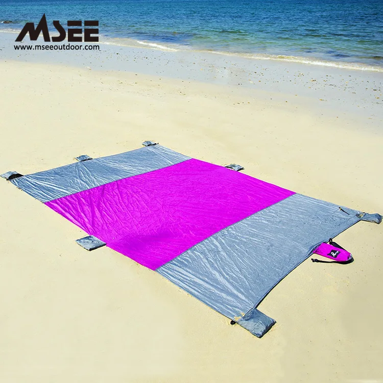 China outdoor product  Msee sand-less padded beach mat plastic beach mat