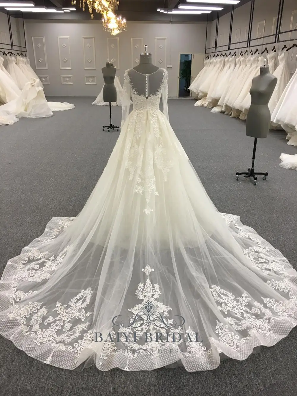 Vestidos De Novia Bridal Gown Fish Tail Pearls Beaded Lace Appliques Sexy Mermaid Wedding Dress