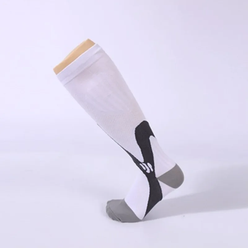 High Elastic Sports Men Women  20-30 mmHG Graduated Compression Comfortable Nylon Spandex Blend Compression Socks