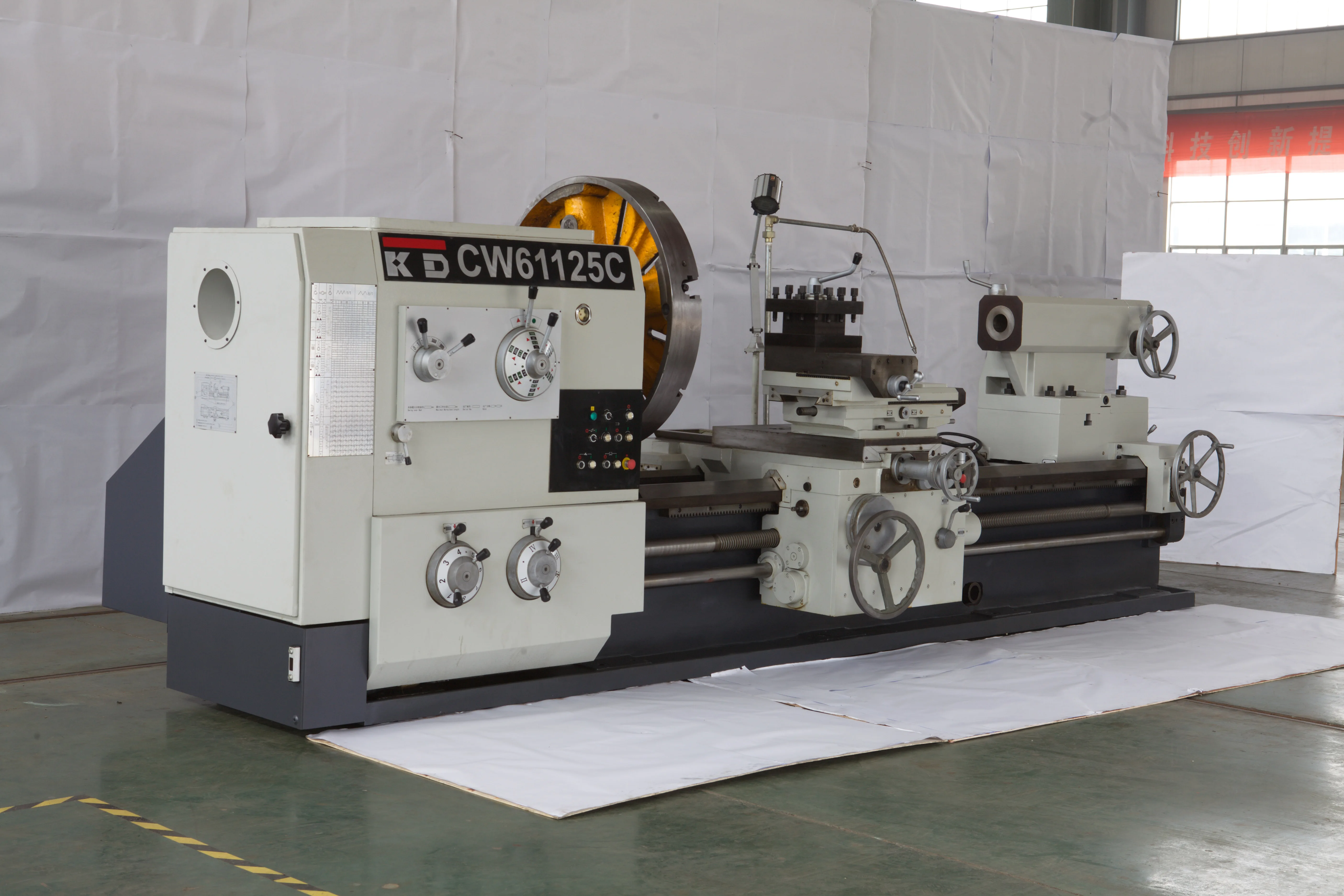 Made in China CNC Lathe and Milling Machines/CNC Turning Machine