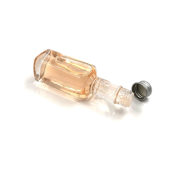 Miniature Fancy Drinking Bottle 50ml Mini Square Whisky Bottle Glass