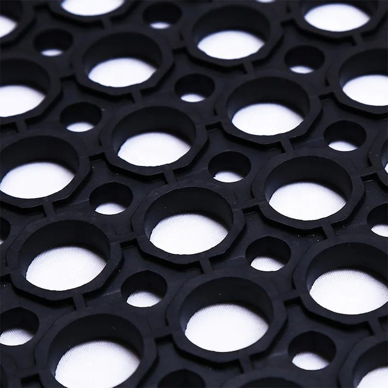 
New design good price manufacturer flooring rubber drainage hole mats with holes 