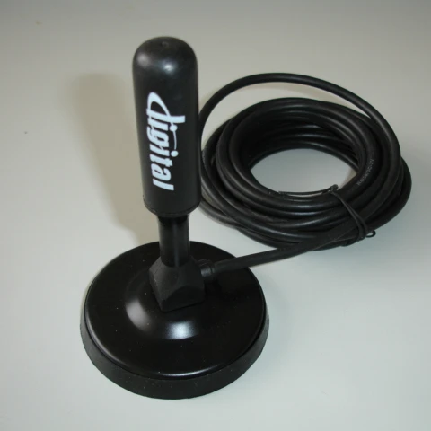 
 Цифровая HD телевизионная антенна YB8-002 с высоким коэффициентом усиления цифровая антенна с магнитным основанием  