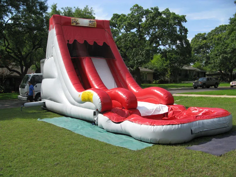 Забавная надувная горка для плавательного бассейна в холодной воде