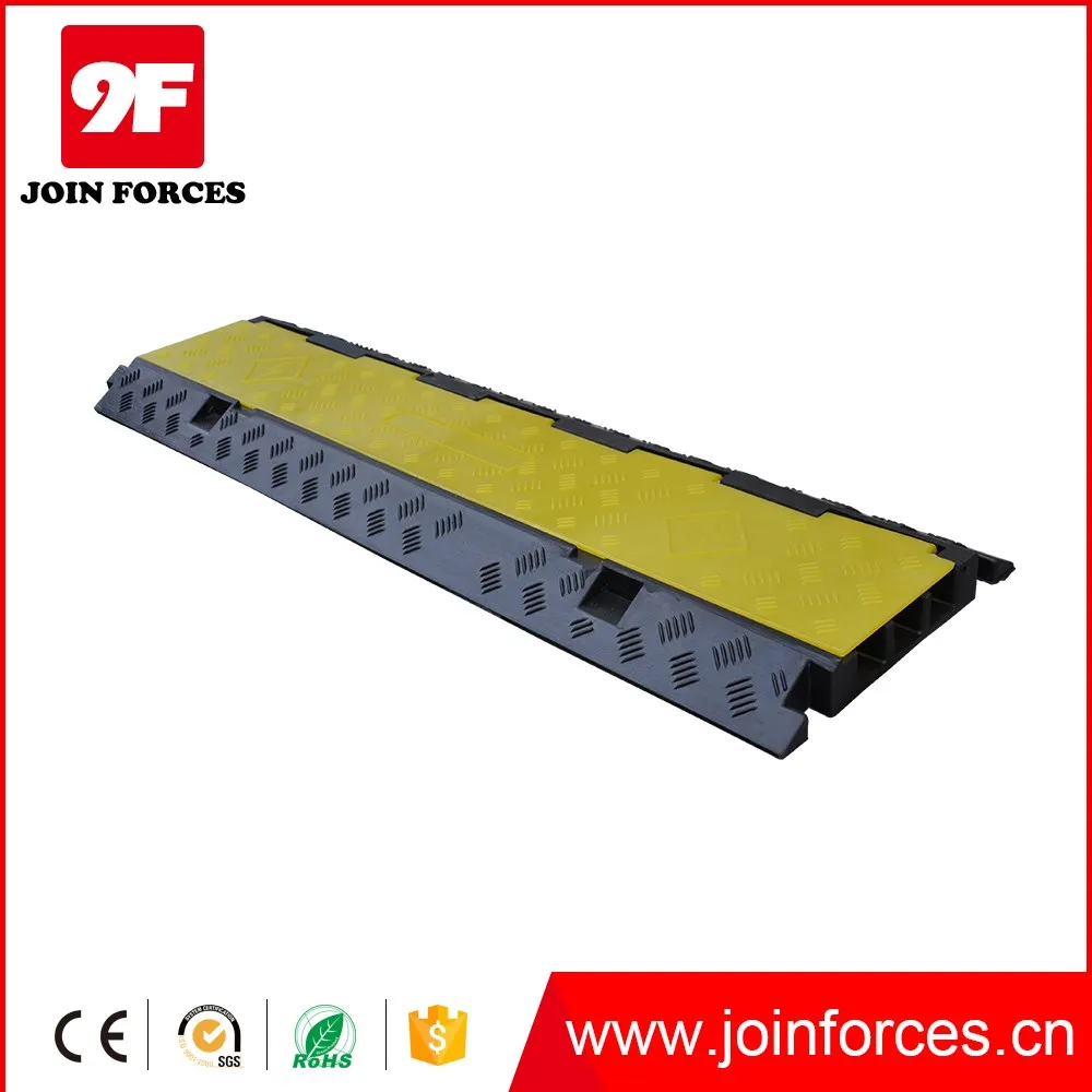 High quality 3-channel heavy duty cable protector rubber ramps cable covers