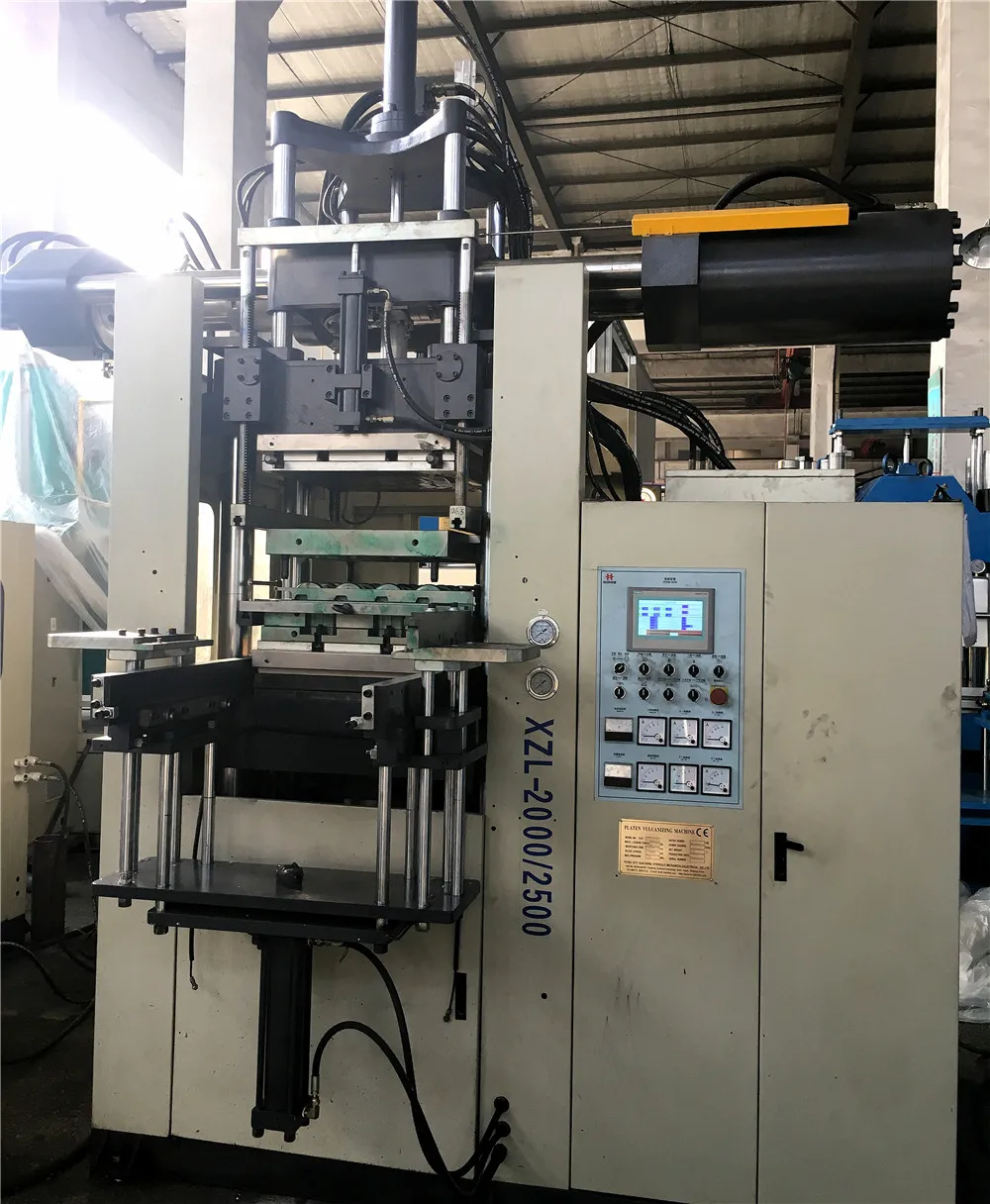 XZL-600T First in first out rubber injection molding machine