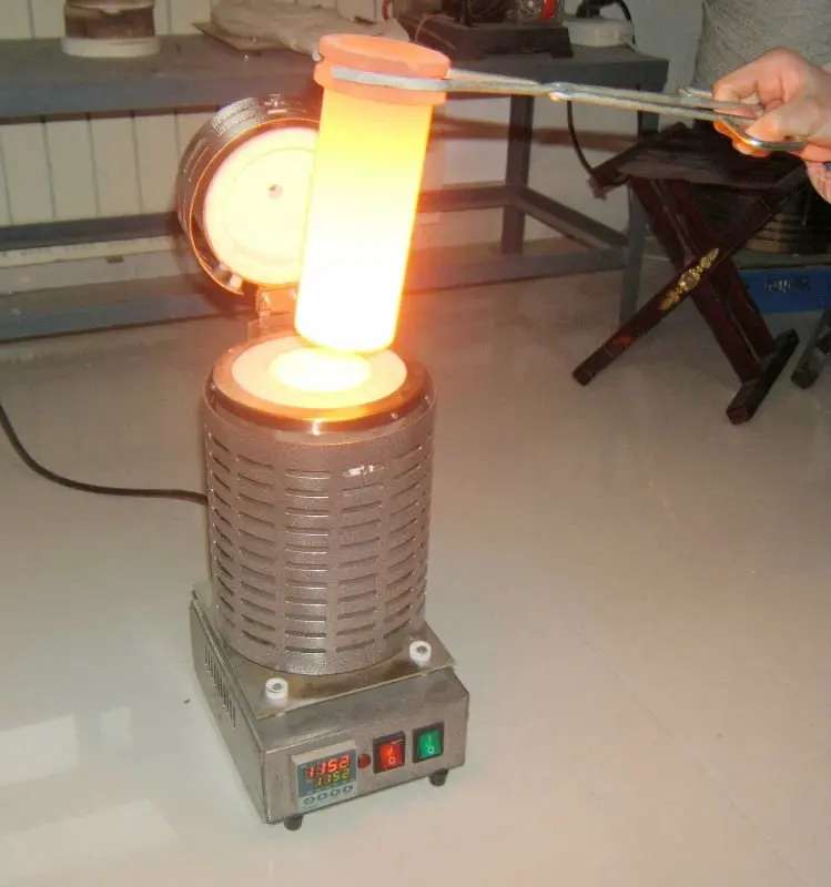 1kg 2kg 3kg 4kg Mini Portable Smelting Gold Furnace Manufacturer China