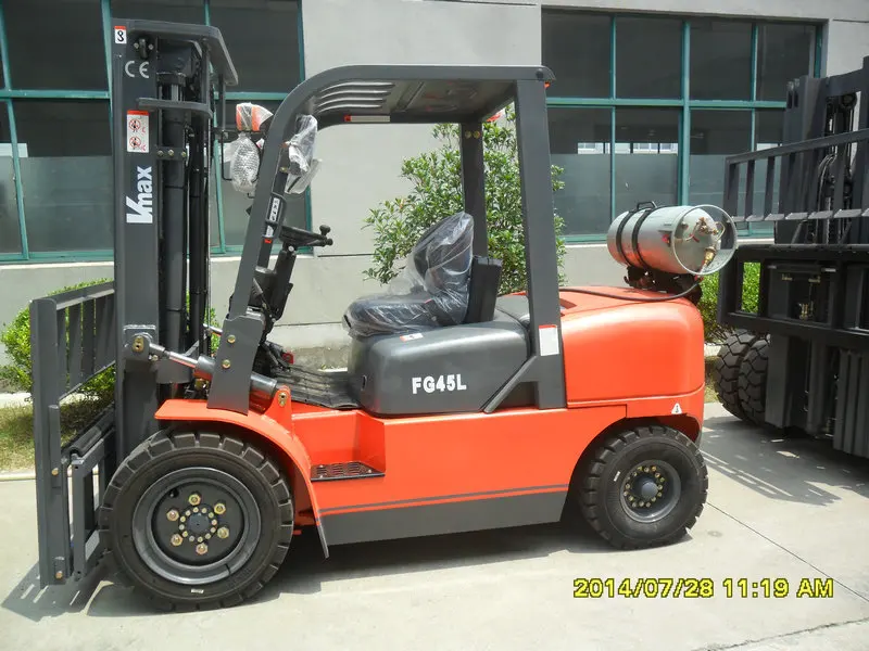 6 ton with full free 3 stage mast, lift height 4.8 meters Dual Fue, LPG forklift truck