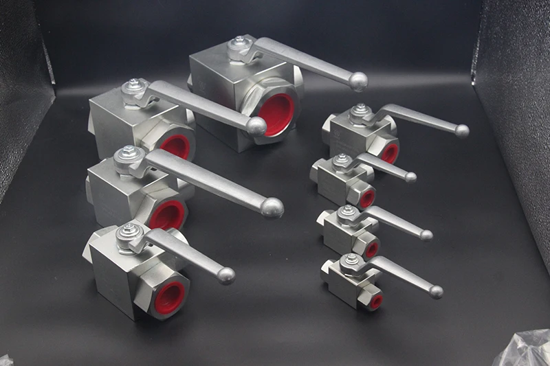 KHB3K 3 way high pressure hydraulic ball valveNPT1 1/4, 4568PSI 315Bar