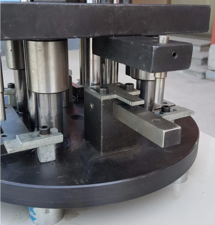 Aluminum Punching Machine Aluminum Window Door Pneumatic Punching Making Machine PVC window machine