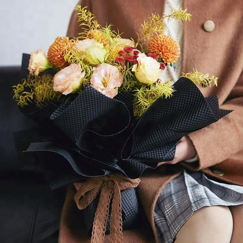 Индивидуальный дизайн упаковки твердая рельефная текстурированная бумага Цветочная подарочная упаковка рулон бумаги различные косметические подарочные упаковочные бумаги