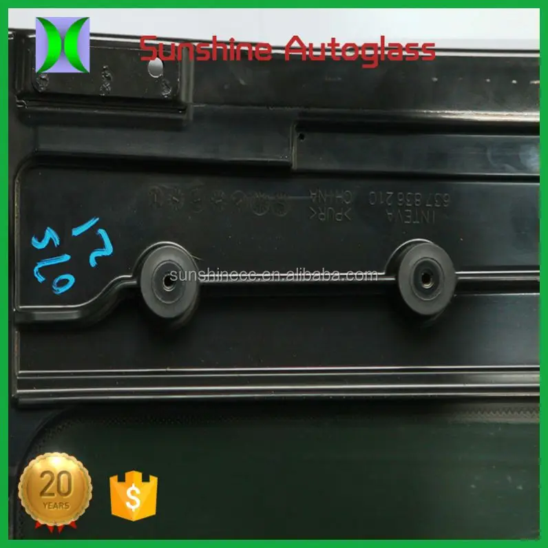 
High and top quality designs car roof glass 