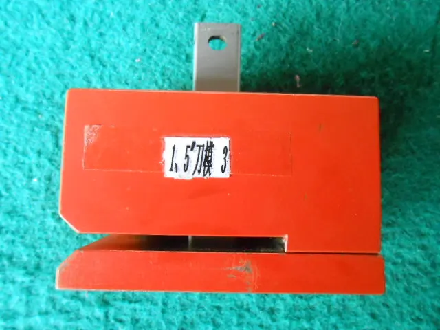 
customized wooden slats punching moulds aluminum slat cutting moulds china bofeng blinds machines 