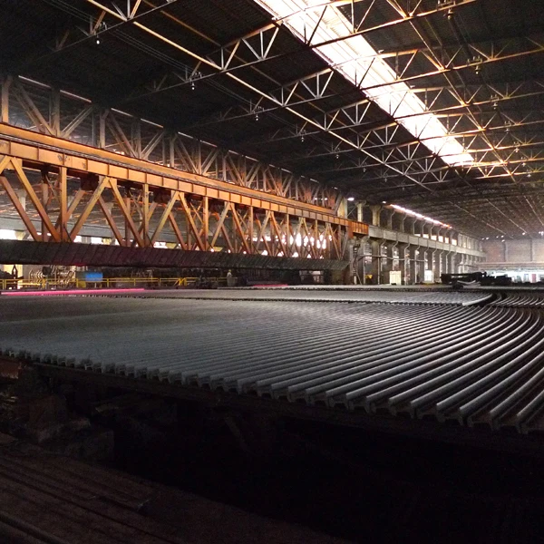 QU100/KP100 Crane Rail with weldable rail clamp and rubber pad